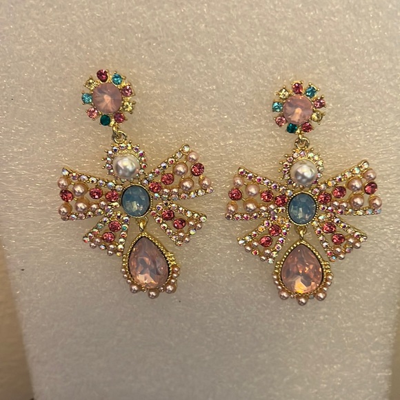 Vintage Baroque Pink Crystal Earrings - Picture 1 of 4